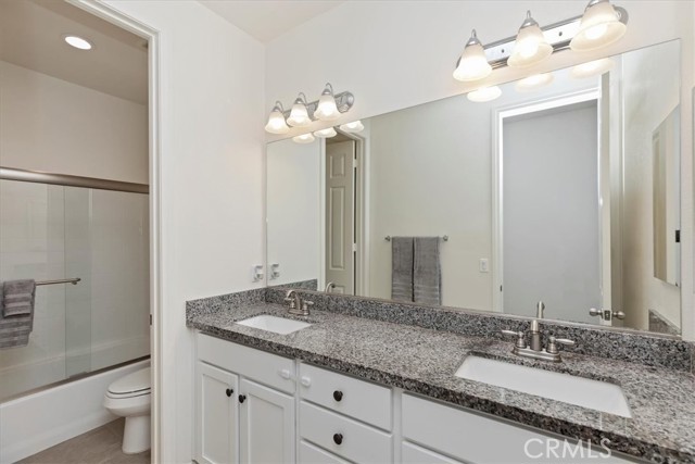 12640 Jaden Court, Grand Terrace CA: https://media.crmls.org/medias/d25b4071-2703-48fc-b56d-acf14256f393.jpg
