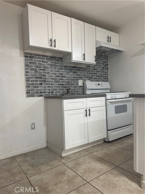 Detail Gallery Image 17 of 22 For 603 Hill St, Bakersfield,  CA 93306 - – Beds | – Baths