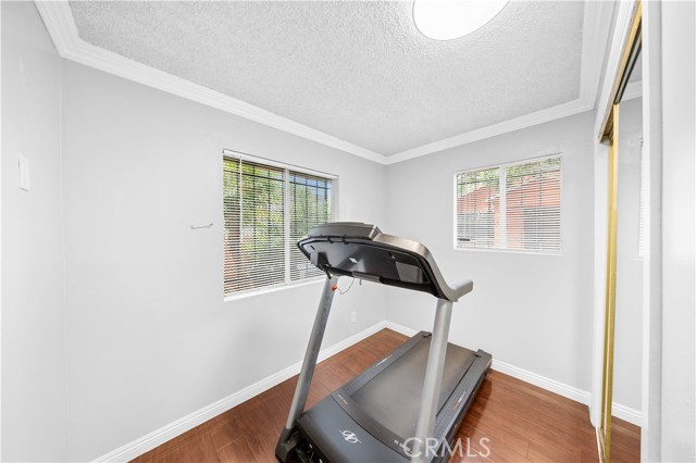 157 E 70th Street, Los Angeles CA: https://media.crmls.org/medias/d25c8bbc-d3ae-4c2e-98ad-97b0133c914e.jpg