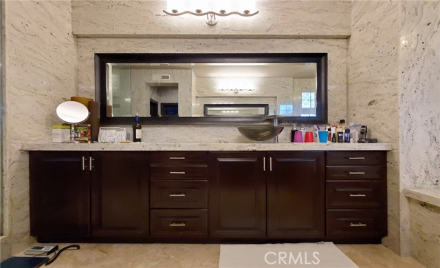 34 Sunset Cove, Newport Coast CA: https://media.crmls.org/medias/d25c95ae-fa46-47d9-bedd-0bc69f919c5c.jpg