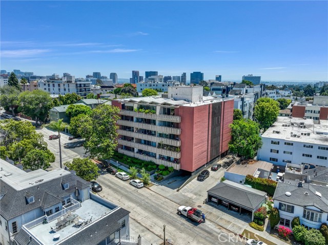 Detail Gallery Image 25 of 27 For 11044 Ophir Dr Phb,  Los Angeles,  CA 90024 - 2 Beds | 2 Baths