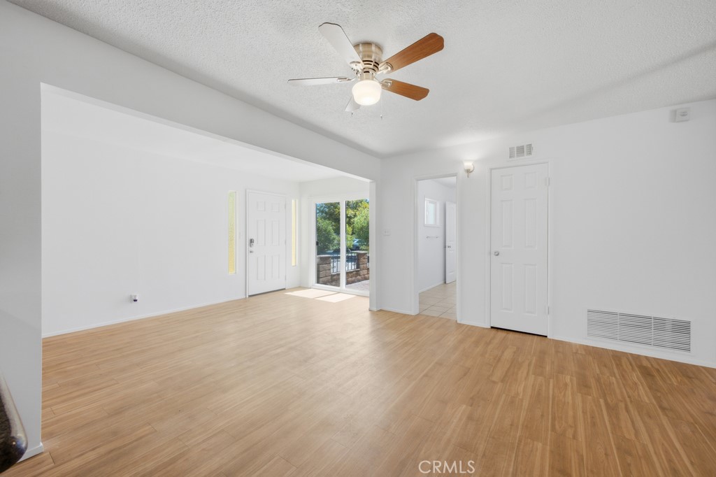 8835 Halsted Street - photo 17