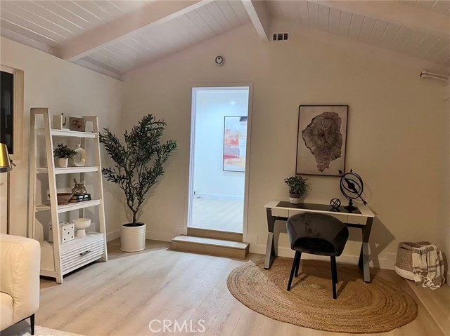 Detail Gallery Image 9 of 26 For 4701 Don Miguel, Los Angeles,  CA 90008 - 3 Beds | 3 Baths