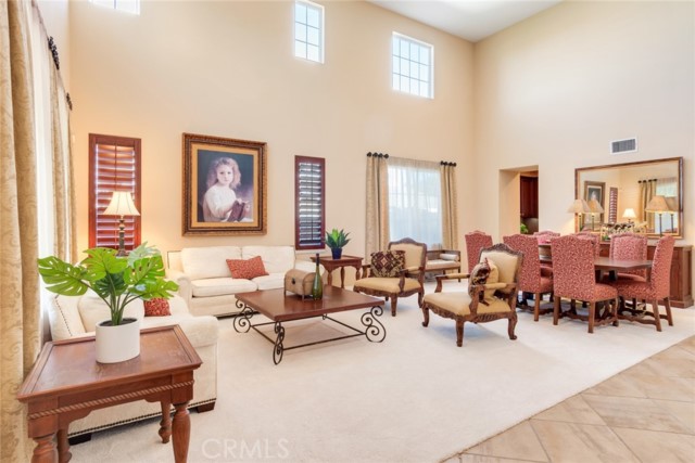 Detail Gallery Image 4 of 36 For 2967 Mangular, Corona,  CA 92882 - 5 Beds | 3 Baths