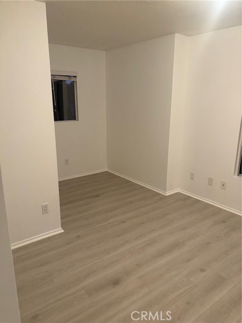 Detail Gallery Image 14 of 18 For 1230 Tustin Grove Dr, Tustin,  CA 92780 - 4 Beds | 2/1 Baths