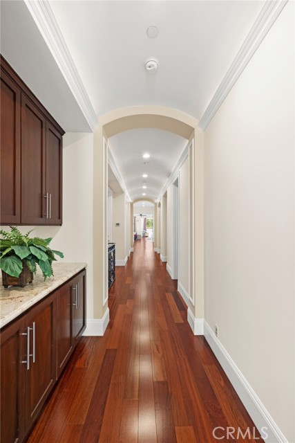 5092 Parkway Calabasas, Calabasas CA: https://media.crmls.org/medias/d26017c2-ed17-4571-a6b4-1fe131a0315d.jpg