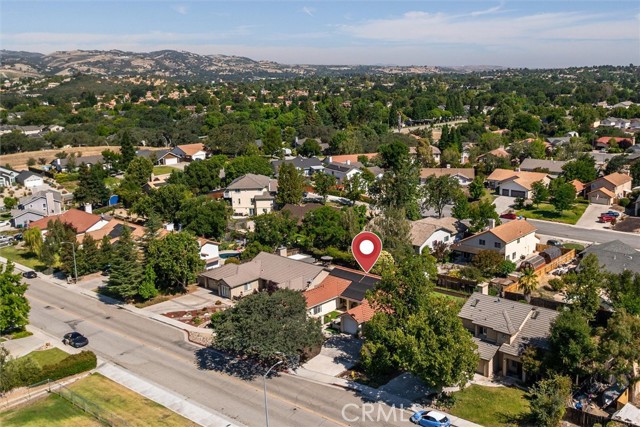 215 Meadowlark Road, Paso Robles CA: https://media.crmls.org/medias/d26066ef-9bff-4879-bcaf-b6e16c084af6.jpg