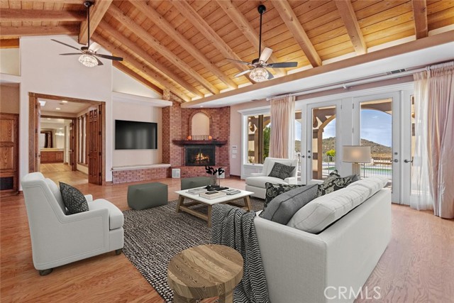 38075 Via Majorca, Murrieta CA: https://media.crmls.org/medias/d26077cb-178e-4440-8f0d-78ca36a26eb2.jpg