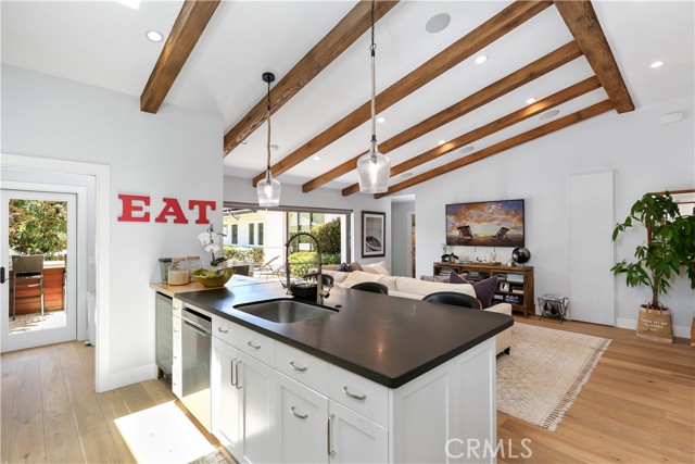 Detail Gallery Image 41 of 70 For 527 Seaward Rd, Corona Del Mar,  CA 92625 - 4 Beds | 3/1 Baths