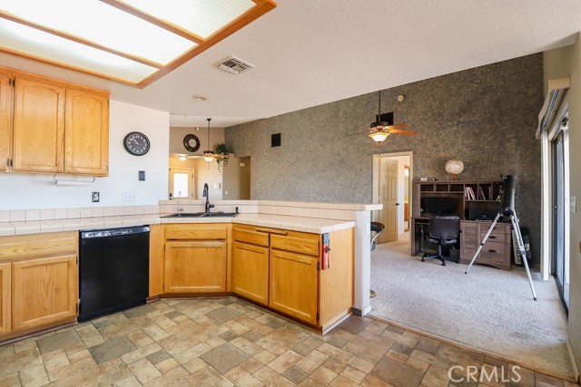 Detail Gallery Image 11 of 42 For 1348 Redwood Ave, Needles,  CA 92363 - 4 Beds | 2 Baths