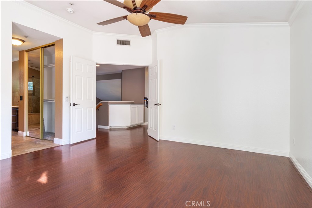 https://media.crmls.org/medias/d2631251-339c-488c-9ef8-511fece68106.jpg?preset=X-Large