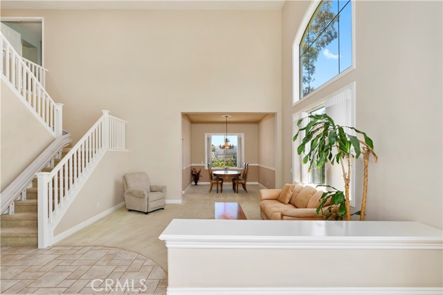 10 Via Berrendo, Rancho Santa Margarita CA: https://media.crmls.org/medias/d26360e9-fc3e-427c-8d46-1843cc5e0830.jpg