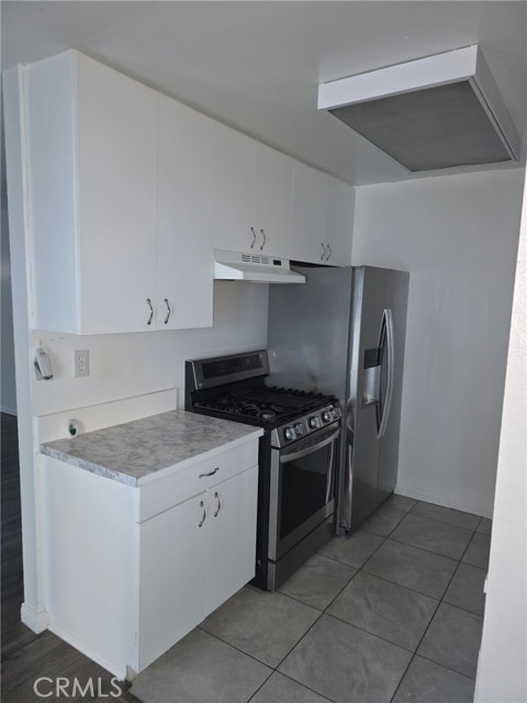 10331 Lindley photo 9