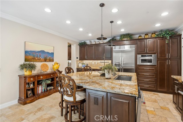 8356 Noelle Drive, Huntington Beach CA: https://media.crmls.org/medias/d26521b7-6ae7-4ae6-8cd5-02899b4812a5.jpg