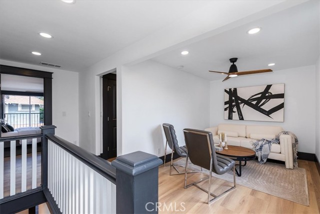 Detail Gallery Image 19 of 39 For 2274 W 21st St, Los Angeles,  CA 90018 - 4 Beds | 3 Baths