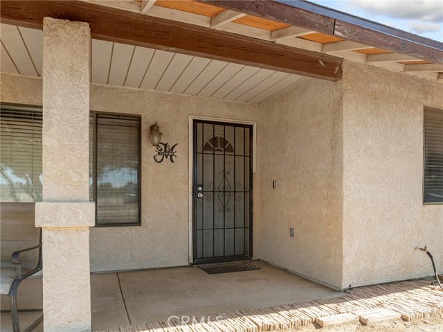 Detail Gallery Image 4 of 31 For 9176 Coleridge Rd, Hesperia,  CA 92344 - 3 Beds | 2 Baths