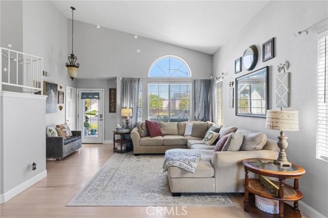 1337 Lloyd Place, Lompoc CA: https://media.crmls.org/medias/d2673320-c085-4c6a-b9cb-c2478328ac32.jpg