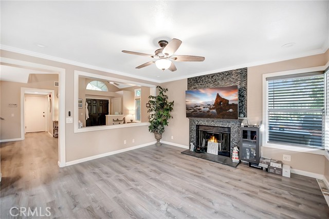 Detail Gallery Image 11 of 56 For 10 Valley Crest Rd, Simi Valley,  CA 93065 - 3 Beds | 2/1 Baths