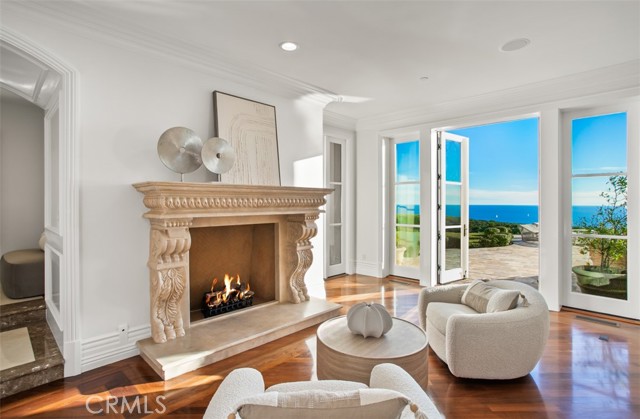 50 Pelican Crest, Newport Coast CA: https://media.crmls.org/medias/d267c57a-2c74-43eb-aa0e-c23dad1195b6.jpg