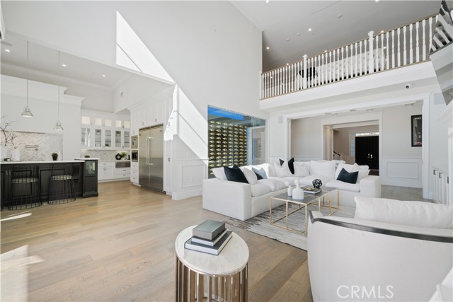 7 Bed Home for Sale in Encino, California