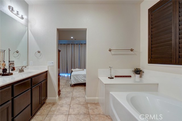 Detail Gallery Image 27 of 37 For 1047 Golden Leaf Dr, Livingston,  CA 95334 - 4 Beds | 3/1 Baths