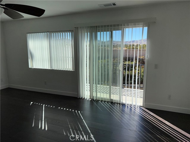 Detail Gallery Image 19 of 28 For 2560 Duomo, Palmdale,  CA 93550 - 4 Beds | 3 Baths