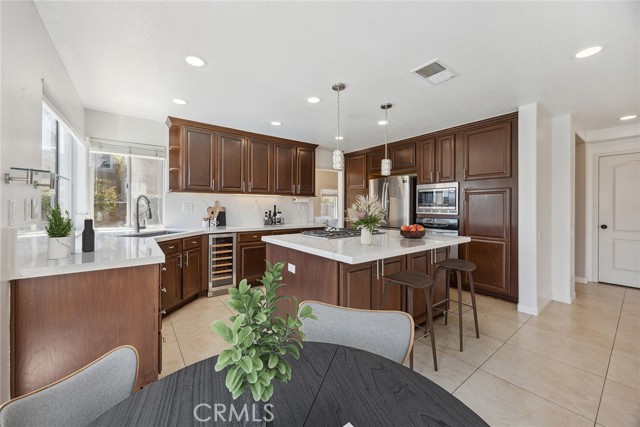 1262 S Night Star Way, Anaheim Hills CA: https://media.crmls.org/medias/d26b712e-3f4f-42dc-adaa-5ba3708a18be.jpg