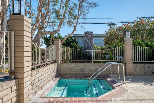 Detail Gallery Image 38 of 42 For 745 Main, El Segundo,  CA 90245 - 2 Beds | 2 Baths