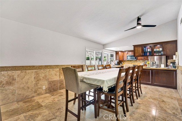 Detail Gallery Image 8 of 20 For 15442 Eiffel Cir, Irvine,  CA 92604 - 4 Beds | 2 Baths