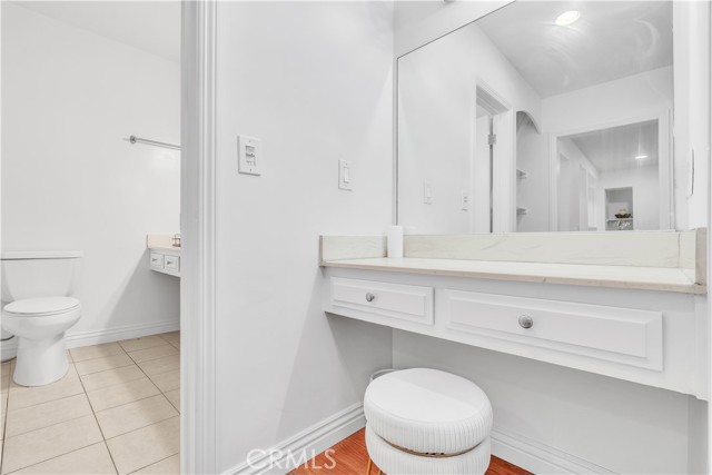 2318 Fox Hill, Los Angeles CA: https://media.crmls.org/medias/d26d9b2b-ef84-47cb-a3f7-3d92b5d2af77.jpg