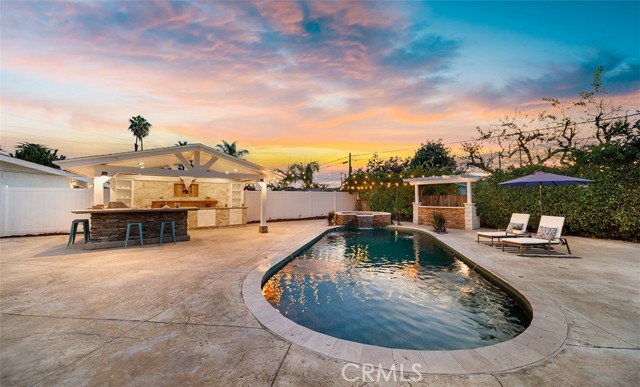 Detail Gallery Image 26 of 59 For 2039 S Eileen Dr, Anaheim,  CA 92802 - 4 Beds | 3 Baths