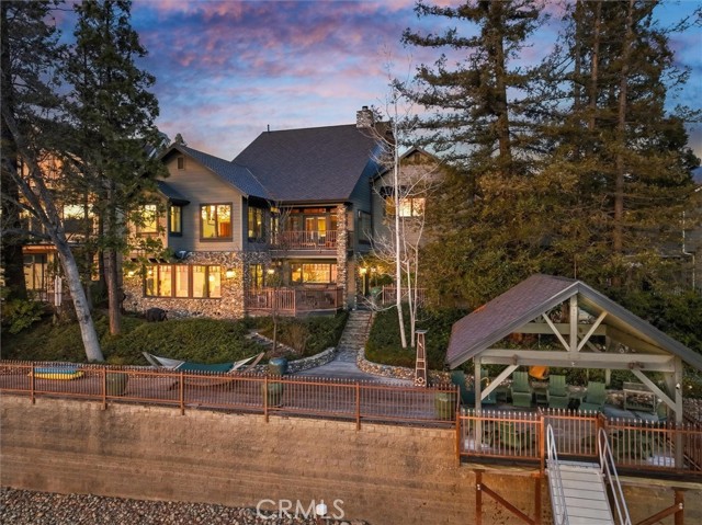 Detail Gallery Image 4 of 75 For 39290 Point, Bass Lake,  CA 93604 - 4 Beds | 5 Baths