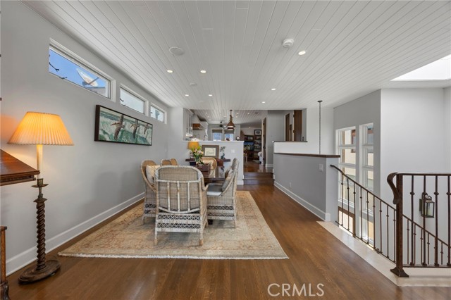 2326 The Strand, Hermosa Beach CA: https://media.crmls.org/medias/d26f8fa8-a163-4266-b8c7-cf52723dd1ec.jpg