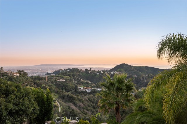 13320 Mulholland Drive, Beverly Hills, California 90210, 5 Bedrooms Bedrooms, ,7 BathroomsBathrooms,Single Family Residence,For Sale,Mulholland,SB23026035