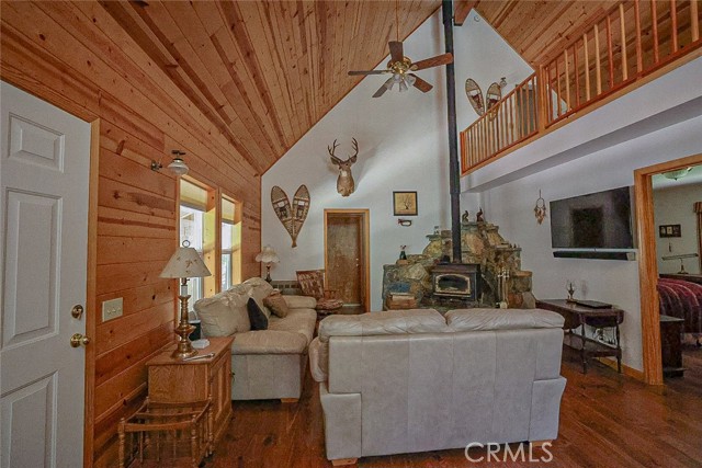 67922 Beasore Road, Bass Lake CA: https://media.crmls.org/medias/d271a8a6-98d3-469a-b077-cfa187a481ab.jpg