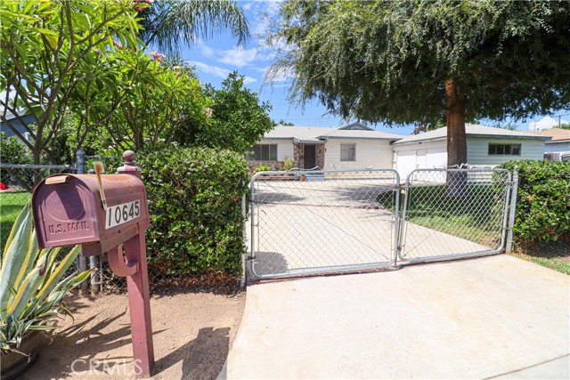 Detail Gallery Image 31 of 31 For 10645 Wolfe Ave, Riverside,  CA 92505 - 3 Beds | 1 Baths