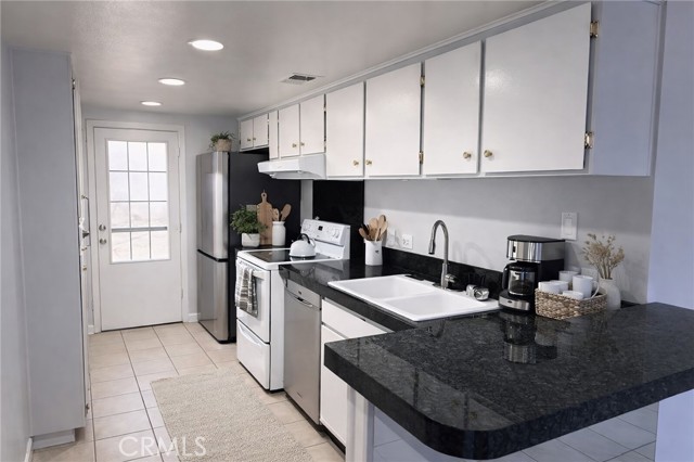 Image 3 of 22 For 74443 Driftwood Drive 2