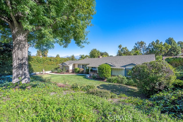 Detail Gallery Image 2 of 43 For 1310 Hollencrest, West Covina,  CA 91791 - 4 Beds | 2/1 Baths