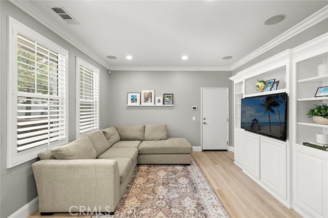 19 Rinehart Road, Ladera Ranch CA: https://media.crmls.org/medias/d275b1f1-bf54-49e5-9c7e-011e921d0e13.jpg
