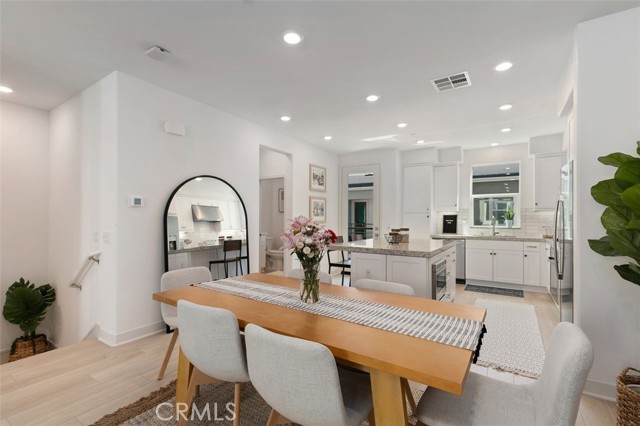 Detail Gallery Image 3 of 17 For 426 Palermo, Lake Forest,  CA 92630 - 3 Beds | 3/1 Baths