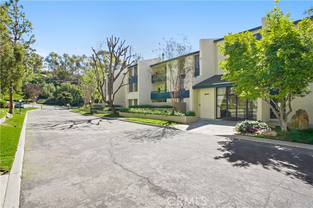 Detail Gallery Image 37 of 65 For 4041 via Marisol #313,  Los Angeles,  CA 90042 - 2 Beds | 2 Baths