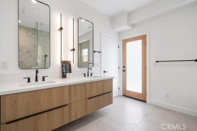 2672 Newell Street, Los Angeles CA: https://media.crmls.org/medias/d27656e9-e4a3-4484-8bbb-c78dbd477e30.jpg