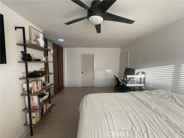 Detail Gallery Image 3 of 9 For 2544 Ulric St, San Diego,  CA 92111 - 2 Beds | 2 Baths