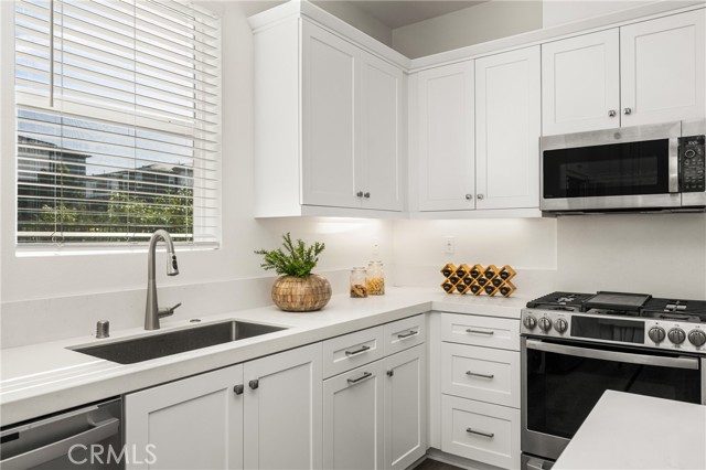 Detail Gallery Image 11 of 36 For 233 Denali, Lake Forest,  CA 92630 - 4 Beds | 3 Baths