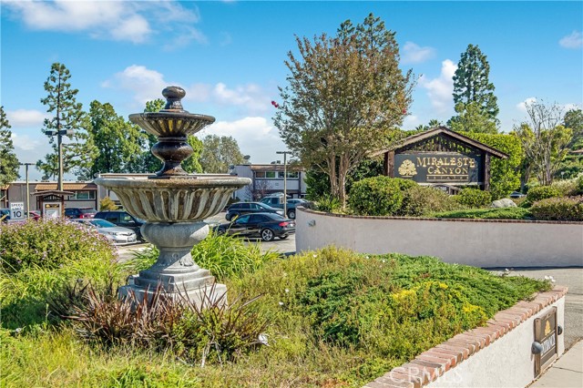 372 S Miraleste Drive, San Pedro CA: https://media.crmls.org/medias/d2776a71-db2a-4ab3-8e0e-9d11ffbd1e39.jpg