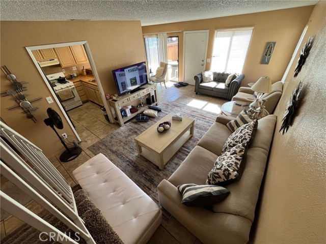 Detail Gallery Image 9 of 26 For 9250 Citrus Ave. #E,  Fontana,  CA 92335 - 2 Beds | 2 Baths