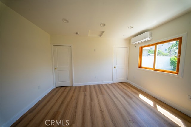 1532 W 22nd Street, Los Angeles CA: https://media.crmls.org/medias/d278fe0b-2164-4889-b171-558f8a1f1be7.jpg
