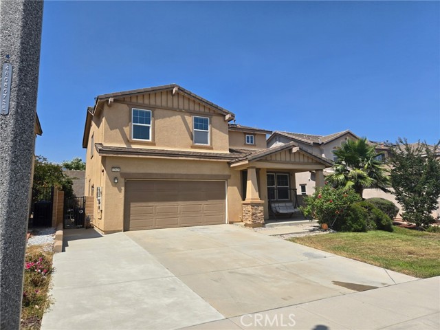 17620 Comfrey Drive, San Bernardino CA: https://media.crmls.org/medias/d279cff4-d9de-493e-b5f5-574e1d5cdc39.jpg