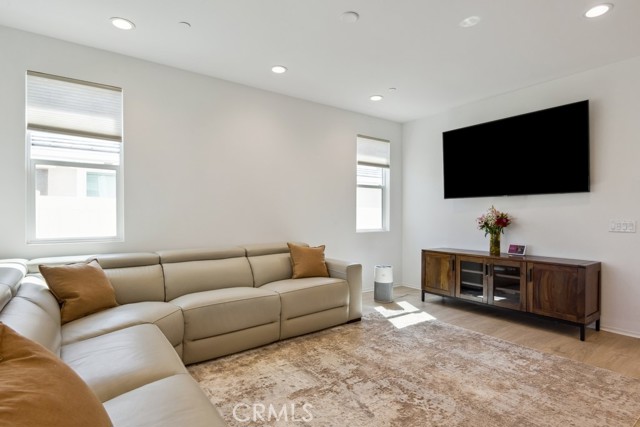 Detail Gallery Image 5 of 56 For 489 Berrybush St, Hemet,  CA 92543 - 3 Beds | 2 Baths