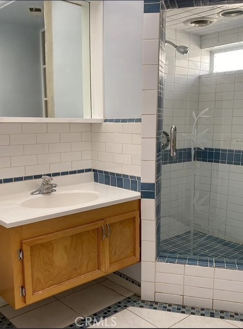 Detail Gallery Image 14 of 18 For 6410 Tujunga Ave, North Hollywood,  CA 91606 - 3 Beds | 2 Baths